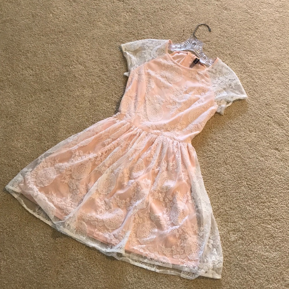 Sweet Peach Lace dress H & M